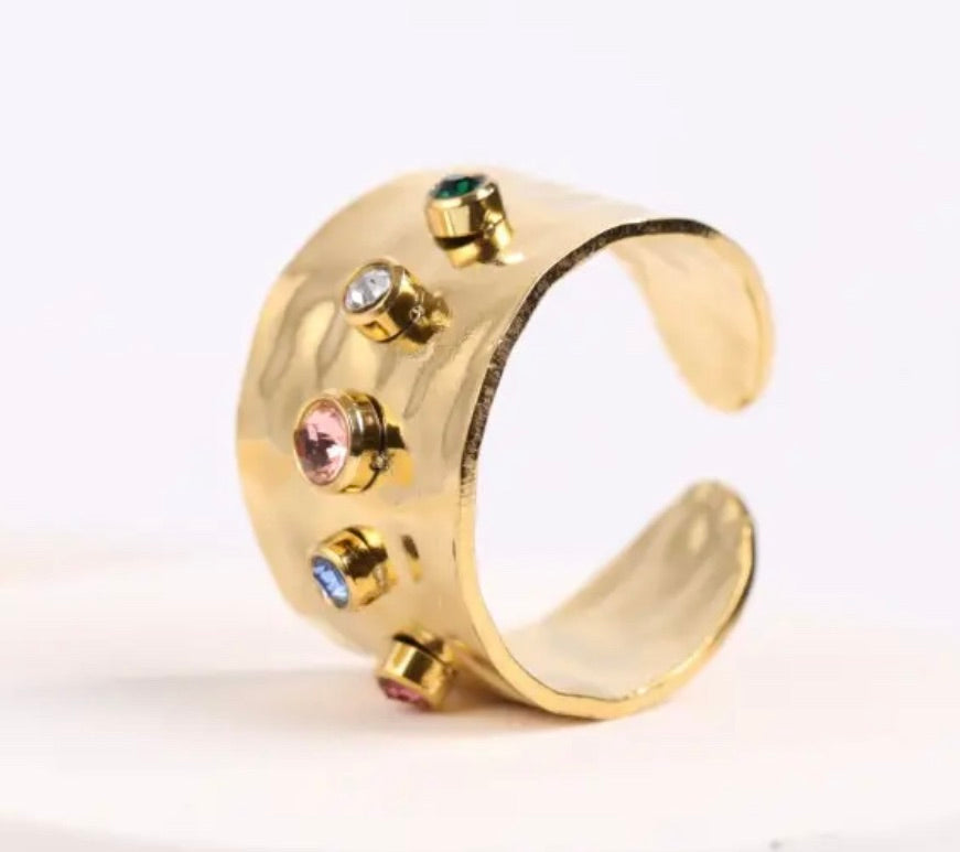 Åben ring med zirkoner
