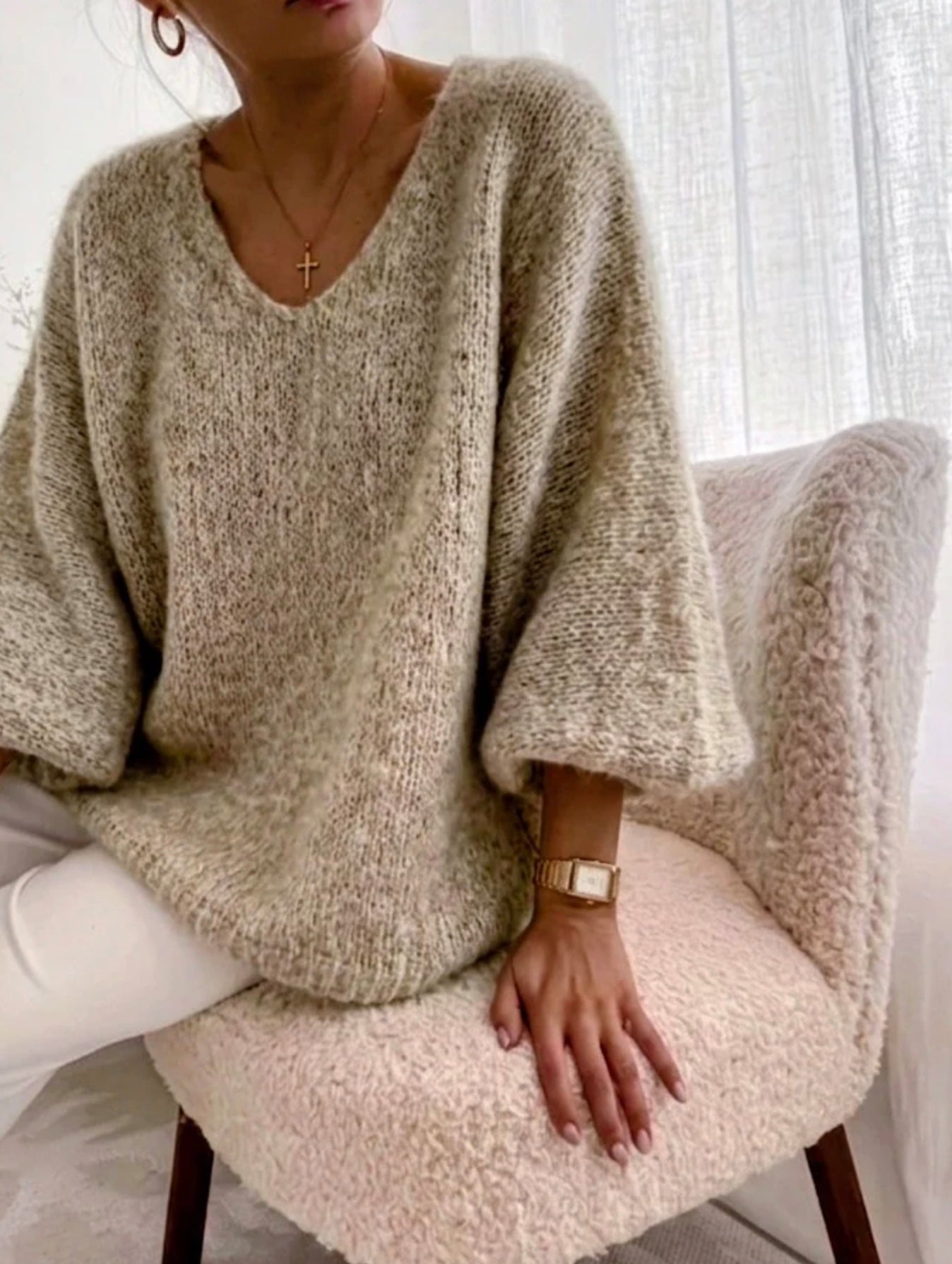Sweater med V-hals
