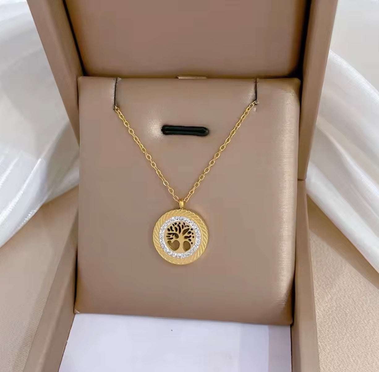 18k guldpläterat halsband "livets träd" med klara zirkoner