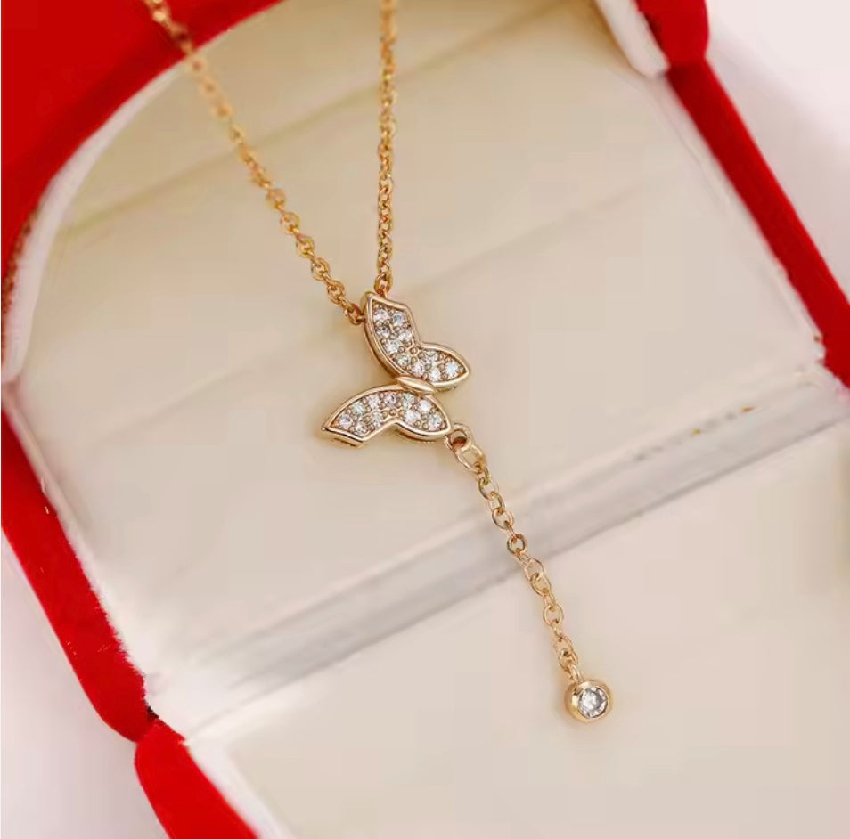 Halsband med fjäril, guldpläterat