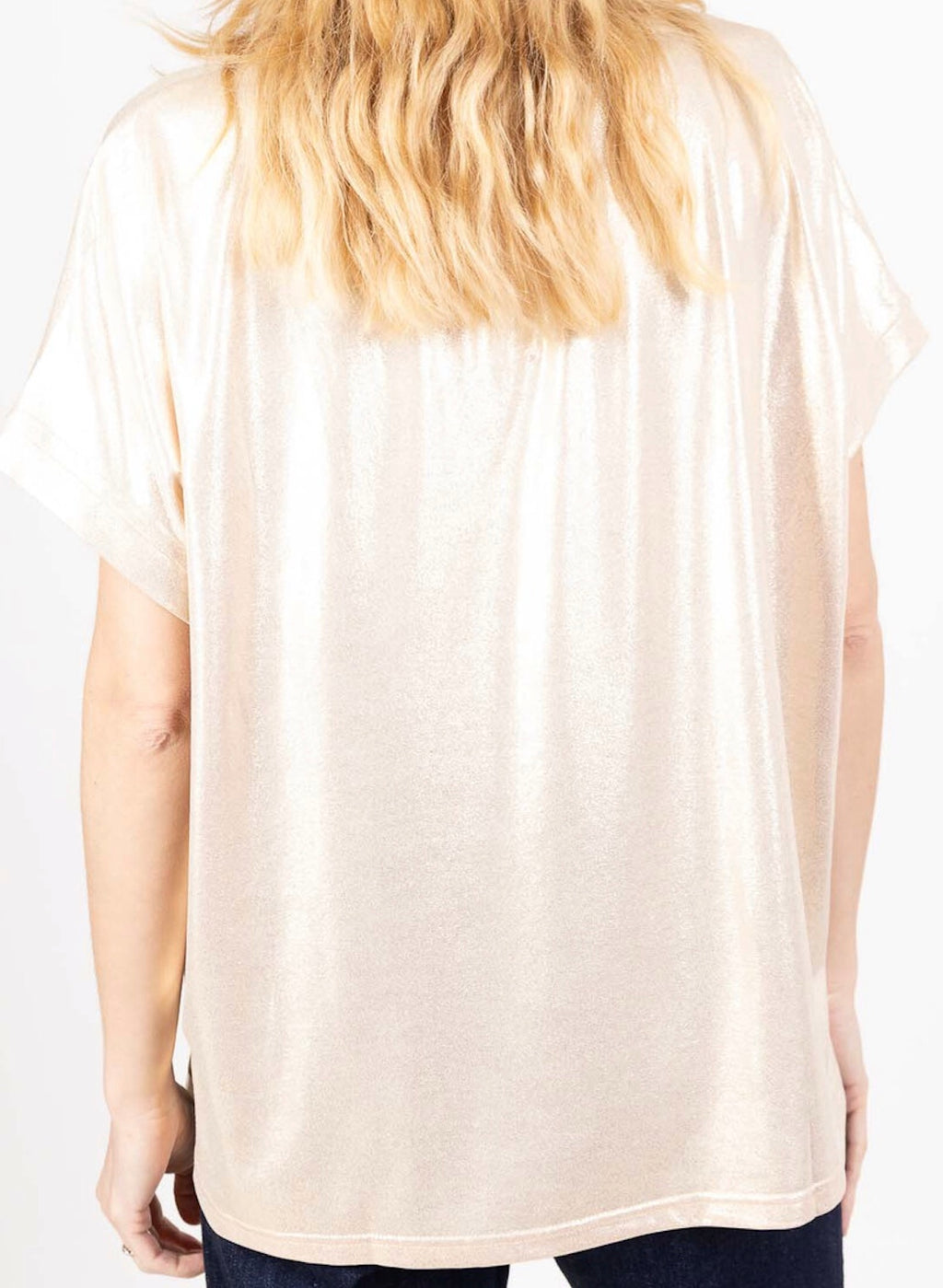 Bred t-shirt med v-hals