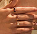 Åben, 18 karat forgyldt ring i stål med zirkoner