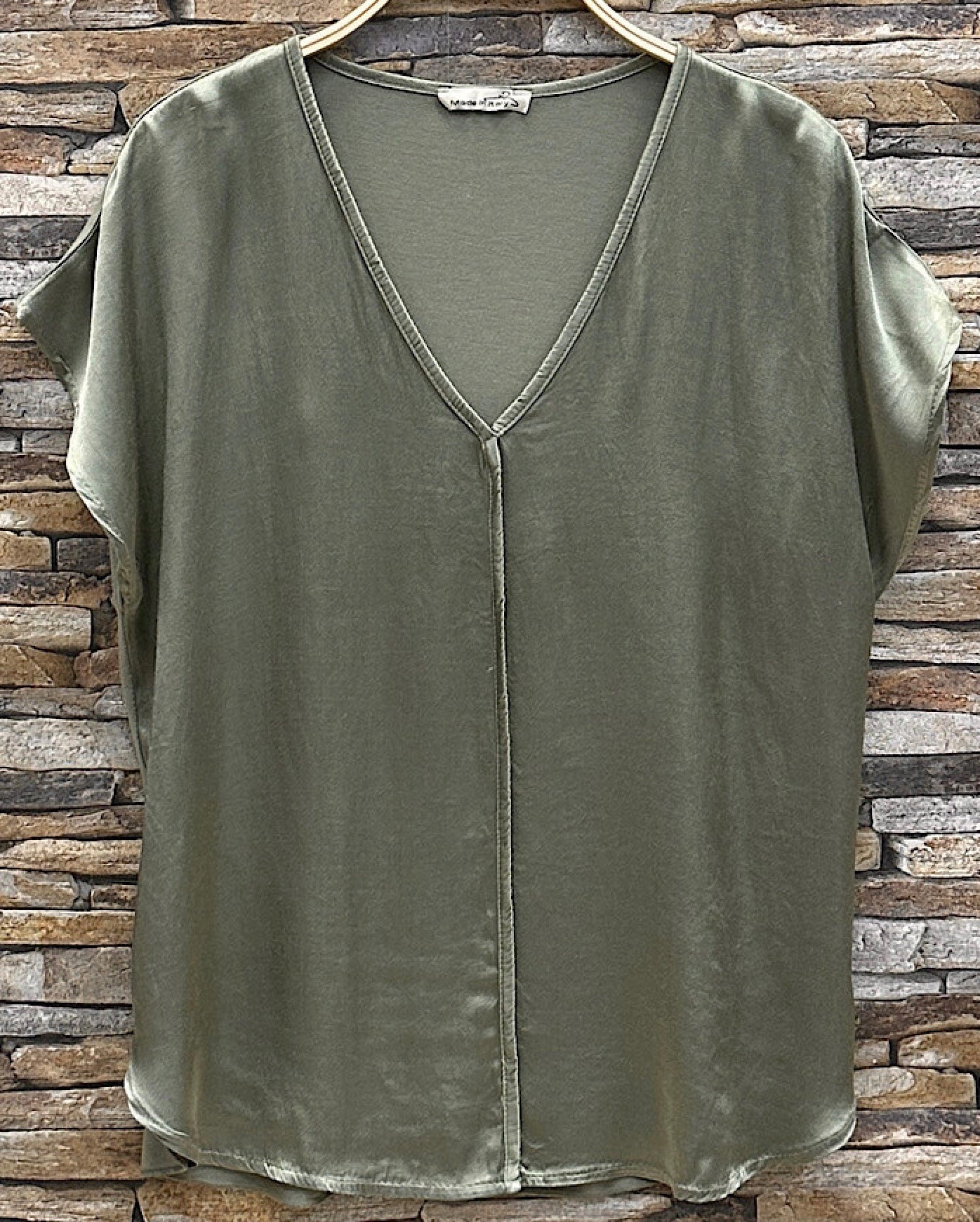 Onesize bluse i satin-look