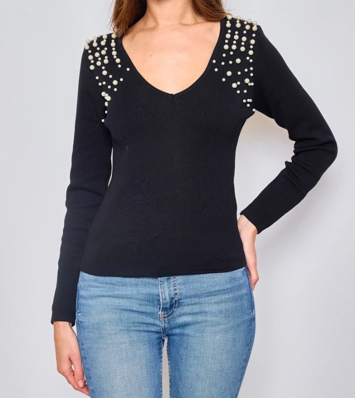 Bluse med perler