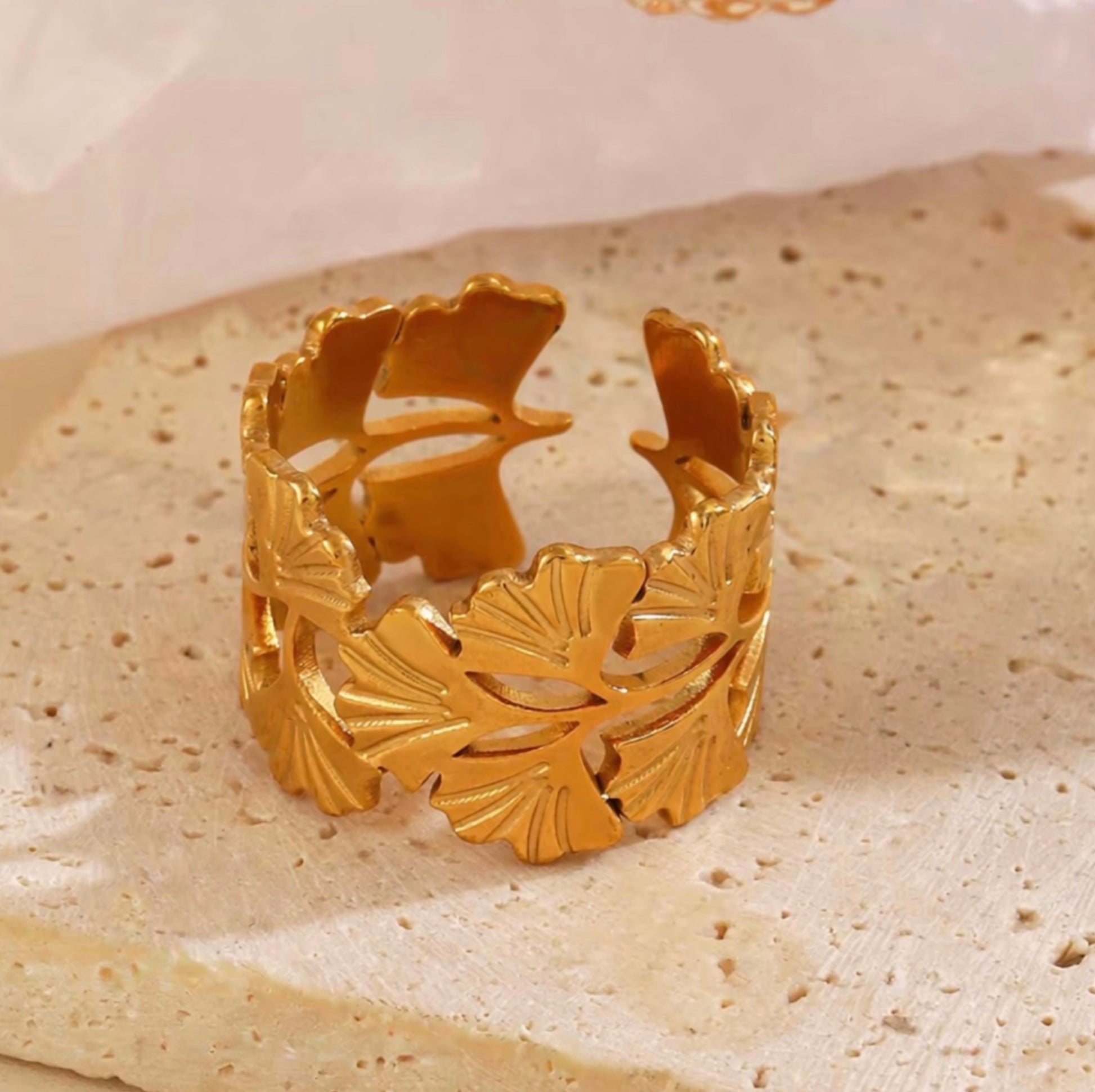 Åben ring i stål, vælg mellem 18 karat forgyldt eller forsølvet