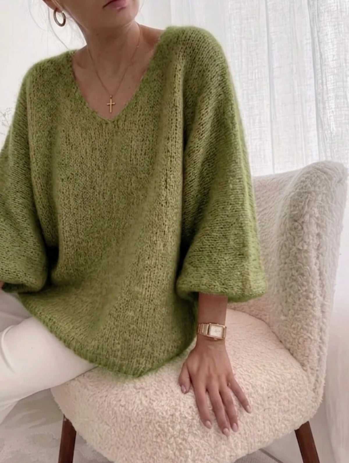 Sweater med V-hals
